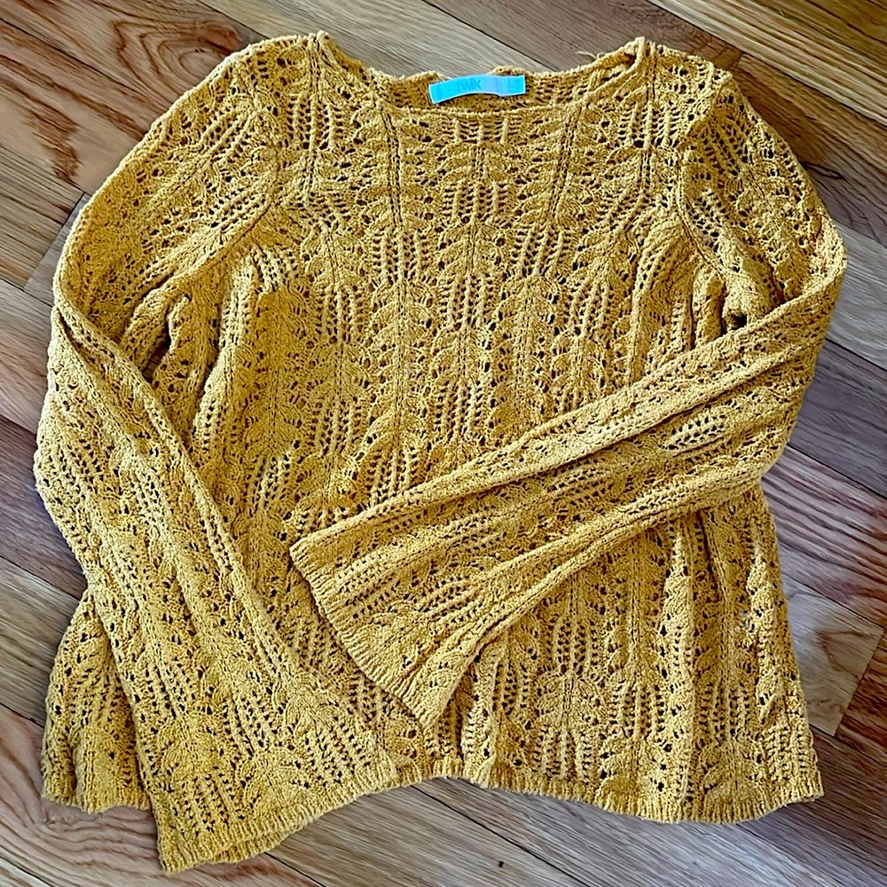 Twik mustard-yellow sweater